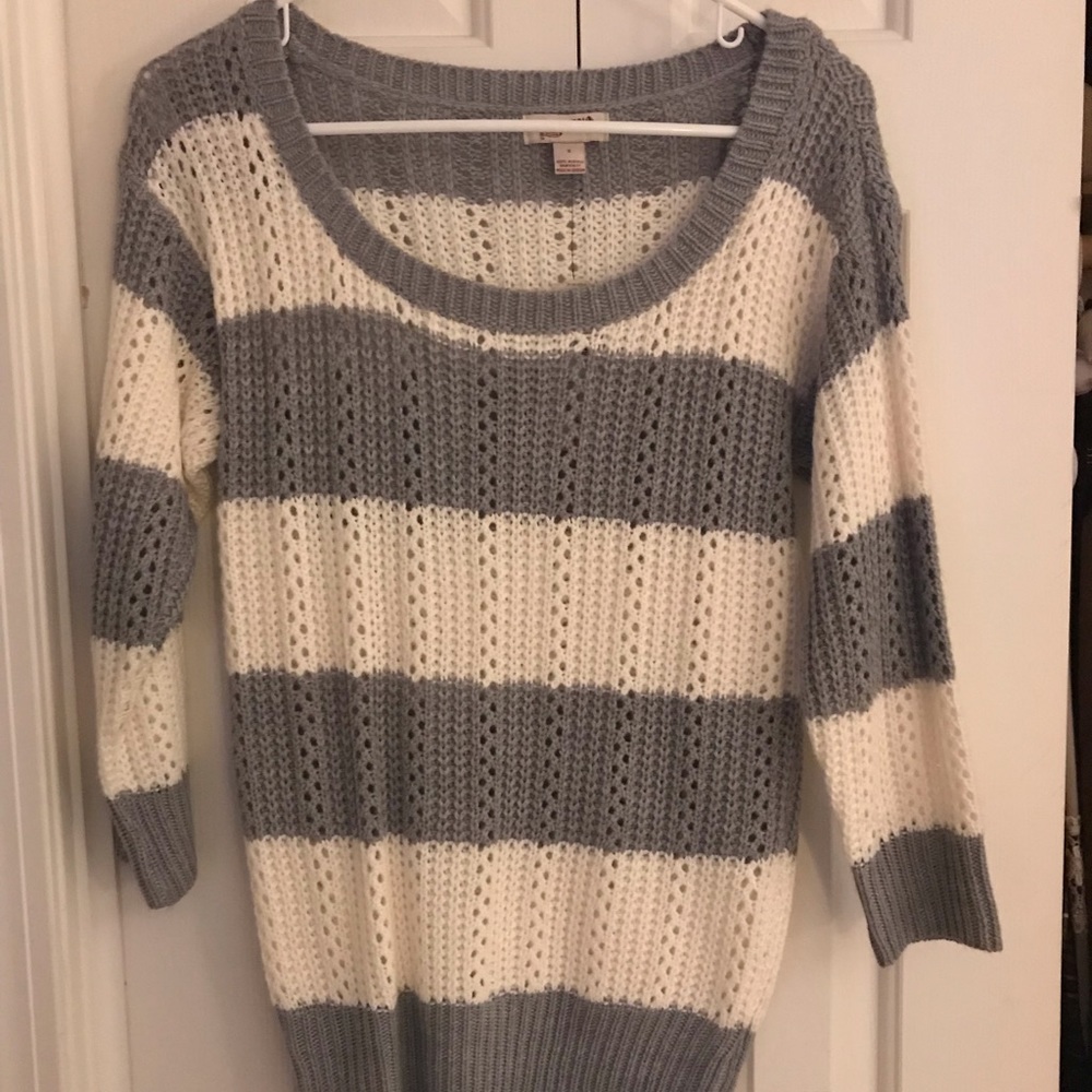 Grey, white striped sweater. small. Arizona jeans